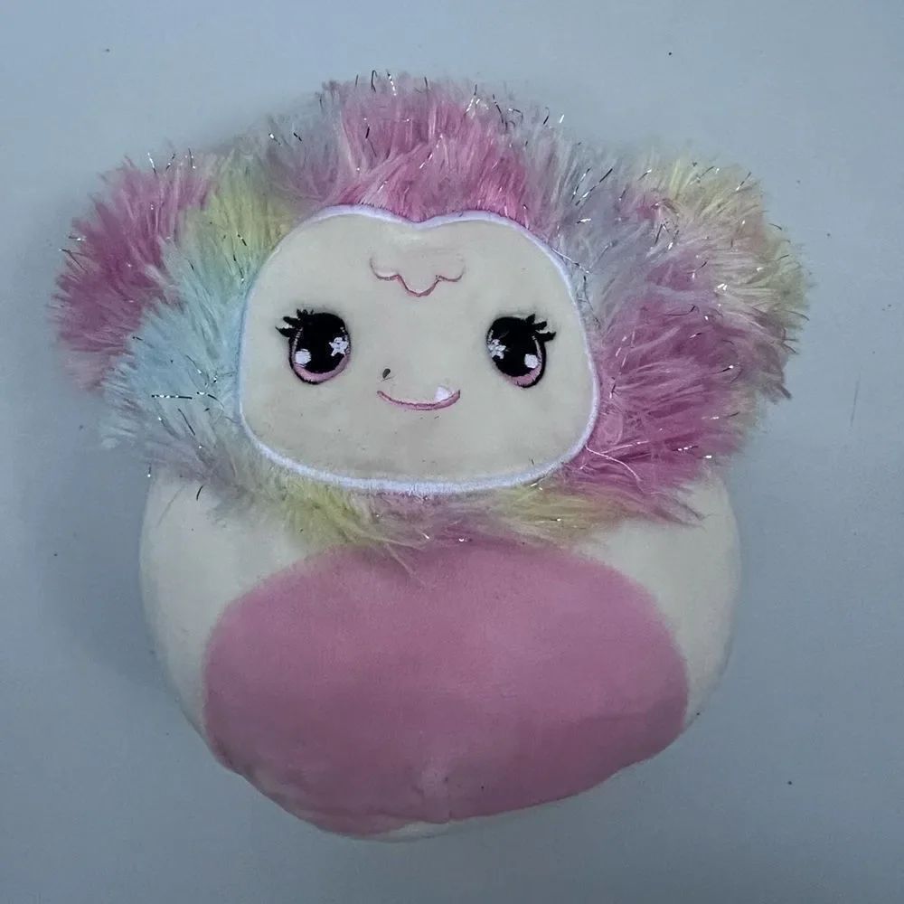 Squishmallow Mystery Zaylee Bigfoot Yeti 5” Plush Kellytoy